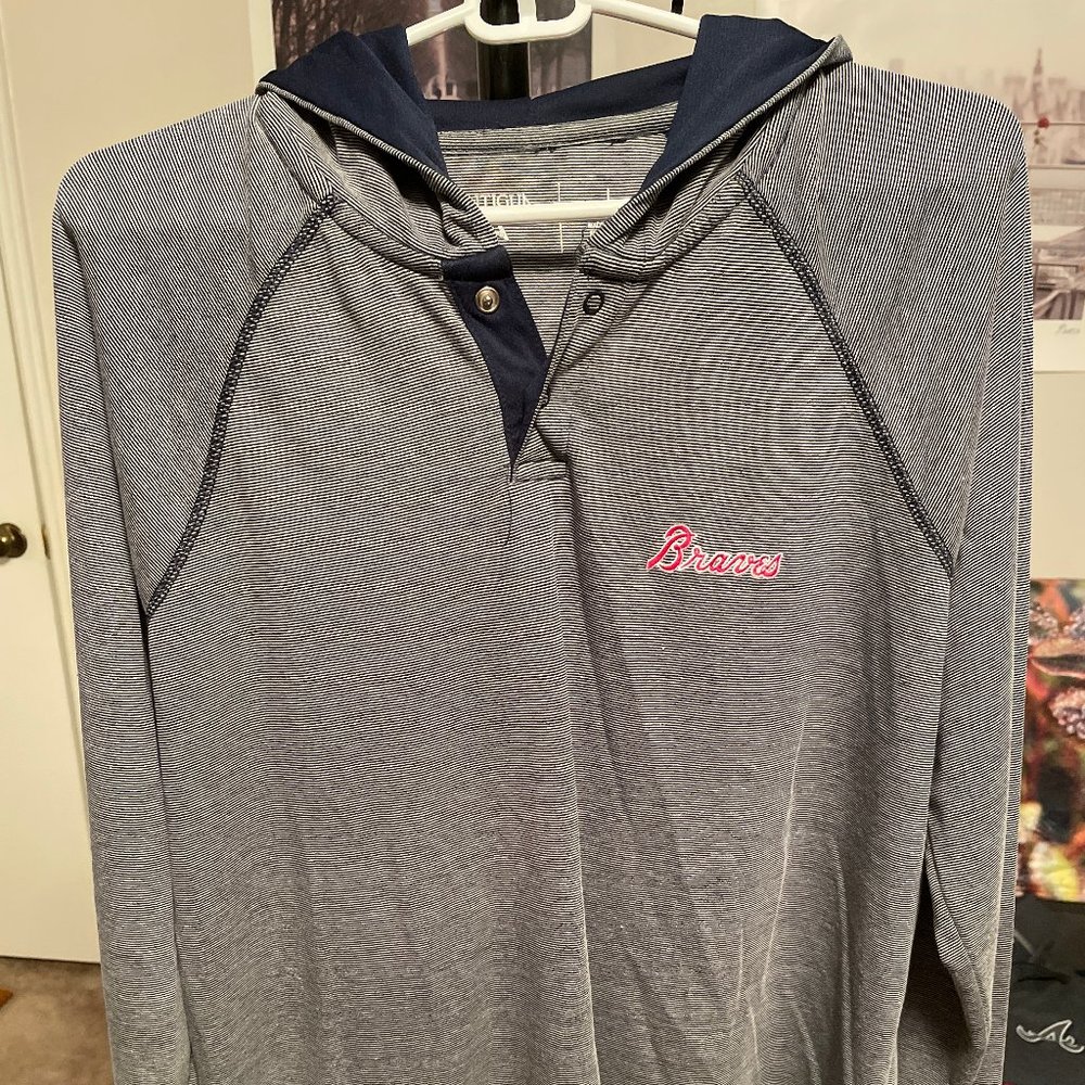 Antigua Atlanta Braves Pullover Hoodie - Men's Large